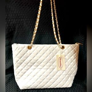 Women’s Risotto Quilted Handbag With Gold Chain Straps NEW